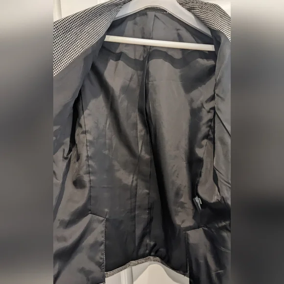 NWOT Uniqlo Wool Blend Blazer - Picture 4 of 11